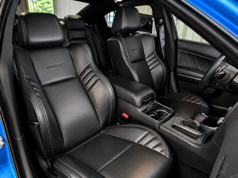 Used 2016 Dodge Charger SRT Hellcat w/ Harman/Kardon Audio Group RWD image 6