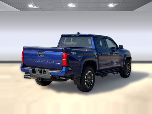 Used 2024 Toyota Tacoma TRD Sport RWD image 9