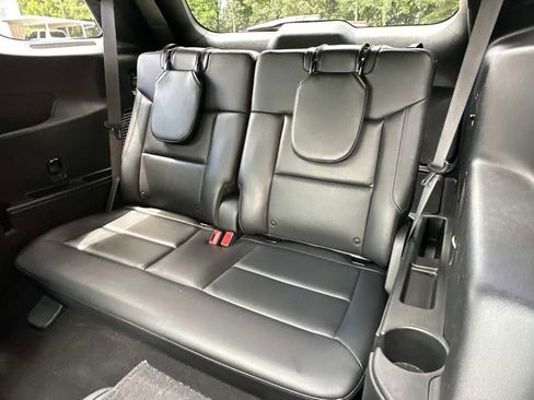 Used 2020 Ford Explorer XLT w/ Equipment Group 202A image 24