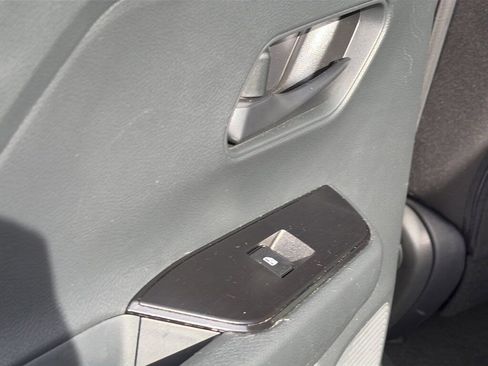 Certified 2025 Nissan Kicks S w/ Charging Package image 27