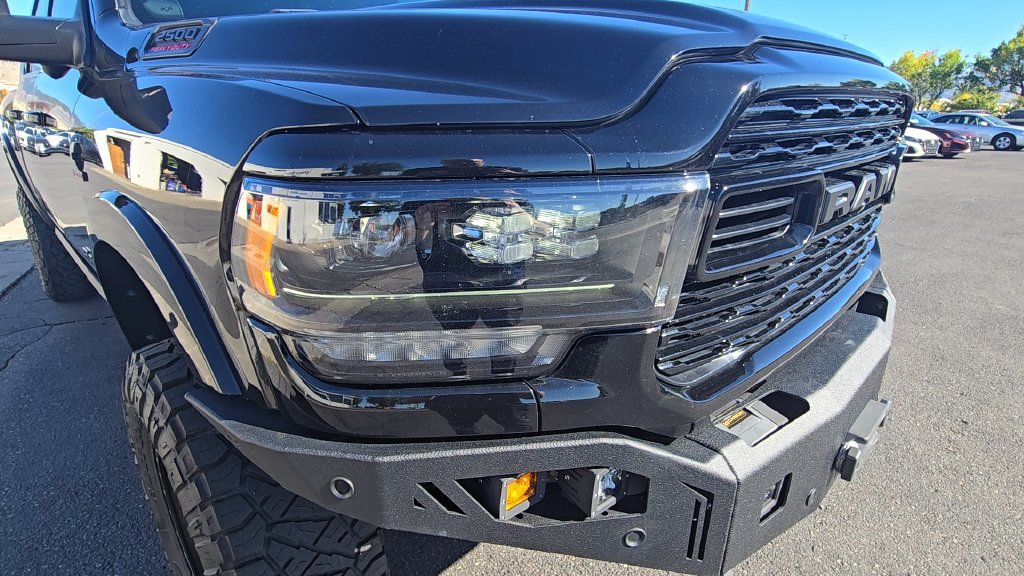 Used 2022 RAM 2500 Limited w/ Night Edition AWD/4WD image 32