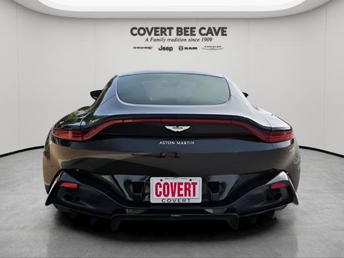 Used 2019 Aston Martin V8 Vantage Coupe image 7