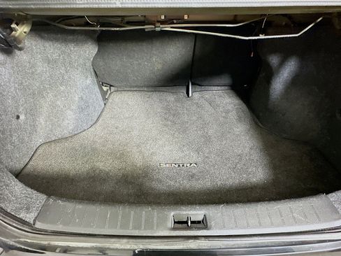 Used 2019 Nissan Sentra SV w/ Special Edition Package image 27