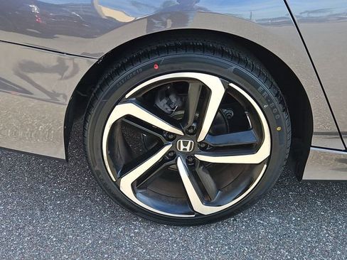 Used 2019 Honda Accord Sport image 5