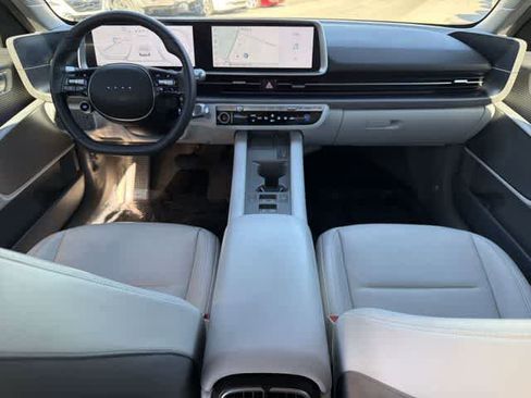 Used 2025 Hyundai Ioniq 6 SEL RWD image 12