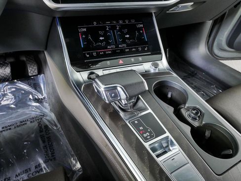 Used 2023 Audi A6 3.0T Prestige w/ Prestige Package AWD/4WD image 19