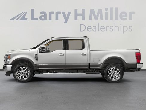 Used 2022 Ford F250 Lariat w/ Tremor Off-Road Package image 7