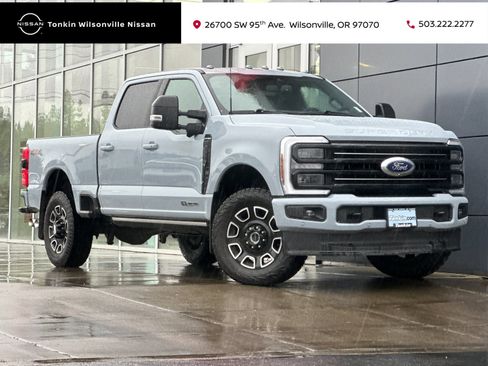 Used 2025 Ford F350 Platinum image 1