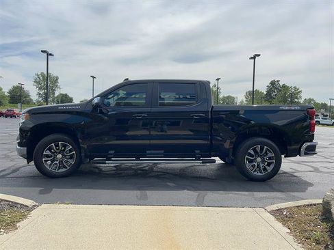 Used 2023 Chevrolet Silverado 1500 LT image 4