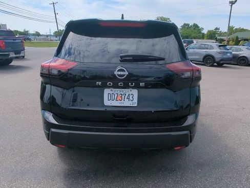 Used 2026 Nissan Rogue SV FWD image 29