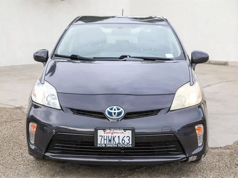 Used 2015 Toyota Prius Four image 2