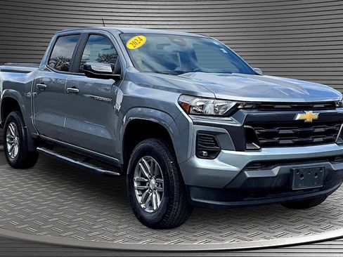 Used 2024 Chevrolet Colorado LT w/ LT Convenience Package AWD/4WD image 1