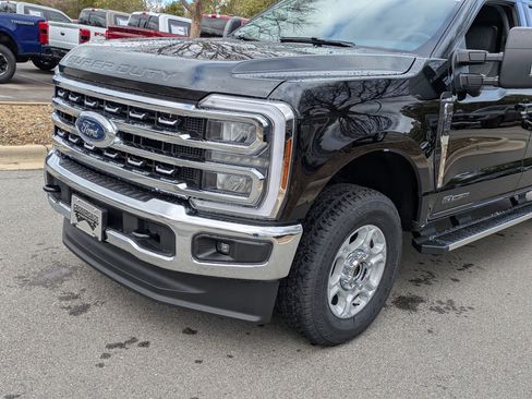 New 2026 Ford F250 XLT w/ XLT Premium Package AWD/4WD image 10