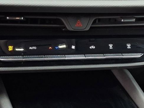 Used 2025 Buick Envision Preferred image 15