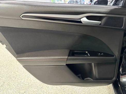 Used 2013 Ford Fusion SE image 34