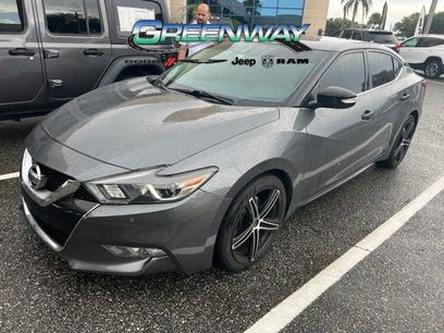 Used 2017 Nissan Maxima SR w/ Midnight Edition