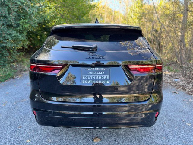 New 2026 Jaguar F-PACE R-Dynamic S AWD/4WD image 6