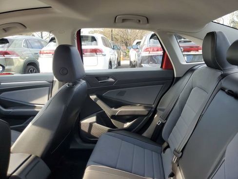 New 2026 Volkswagen Jetta SE image 10