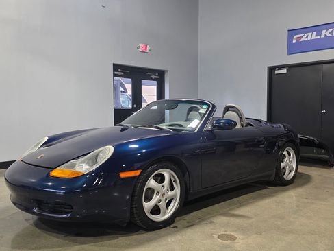 Used 1999 Porsche Boxster RWD image 21