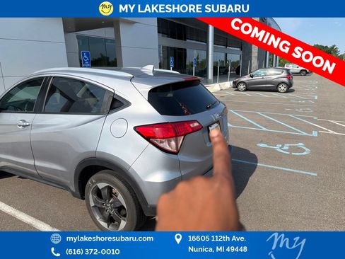 Used 2018 Honda HR-V EX-L image 7