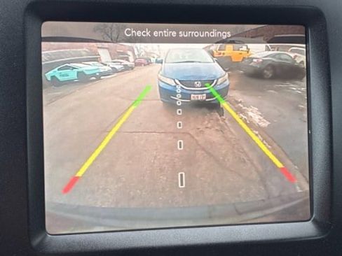 Used 2019 Jeep Cherokee Trailhawk w/ Cold Weather Group image 13