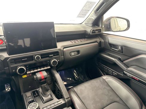 Certified 2024 Toyota Tacoma TRD Pro image 34