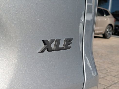 Used 2023 Toyota RAV4 XLE image 16