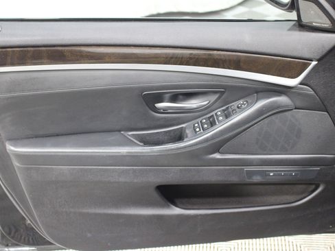Used 2016 BMW 550i xDrive Sedan AWD/4WD image 6