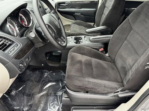 Used 2014 Dodge Grand Caravan SE w/ Quick Order Package 29E SE image 5