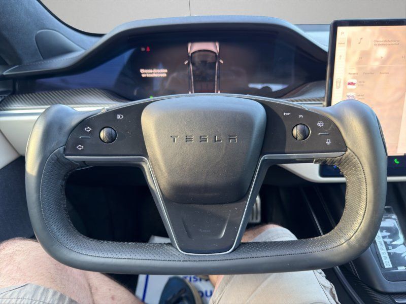 Used 2022 Tesla Model S Plaid AWD/4WD image 14