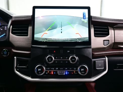 Used 2022 Ford Expedition Max Limited image 22