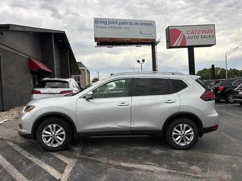 Used 2018 Nissan Rogue S w/ S Value Package AWD/4WD image 2