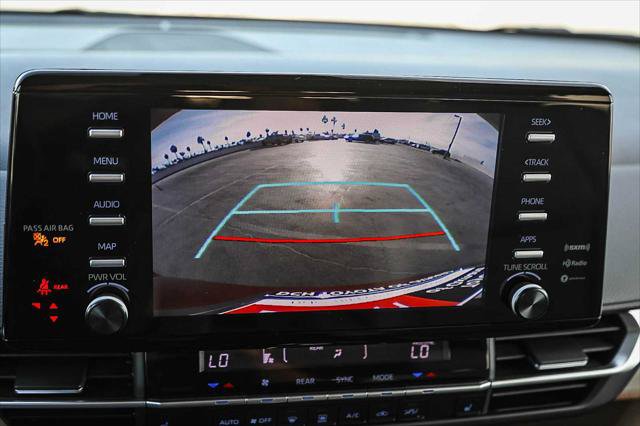 Certified 2023 Toyota Sienna XLE FWD image 22