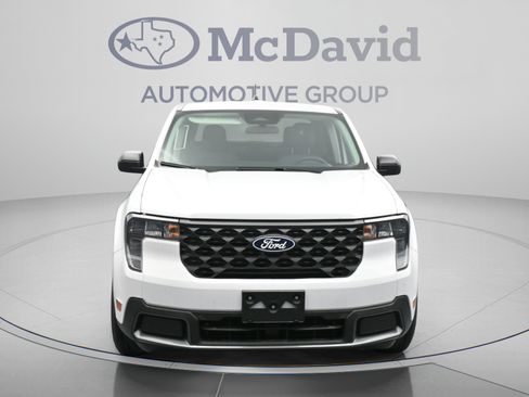 Used 2025 Ford Maverick XLT FWD image 2