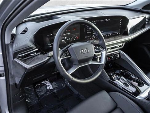 Certified 2025 Audi Q5 Premium Plus w/ Premium Plus image 10