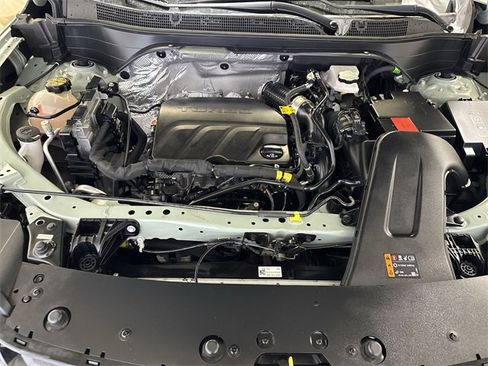 Certified 2024 Chevrolet Trax RS w/ Driver Confidence Package image 26