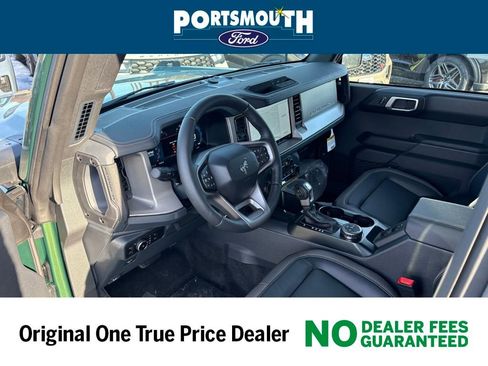 New 2025 Ford Bronco Outer Banks image 3