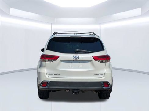 Used 2019 Toyota Highlander Limited AWD/4WD image 5