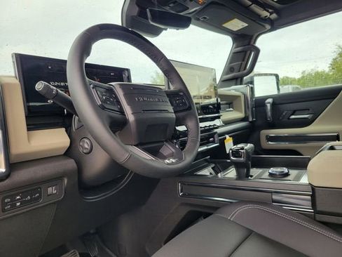 New 2026 GMC Hummer EV 4x4 Crew Cab image 20