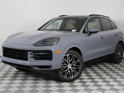 New 2026 Porsche Cayenne image 1