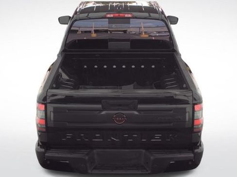 Used 2025 Nissan Frontier PRO-4X AWD/4WD image 10
