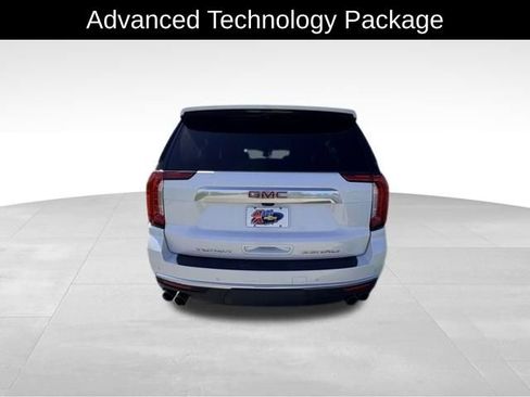 Used 2022 GMC Yukon XL Denali w/ Denali Premium Package AWD/4WD image 6