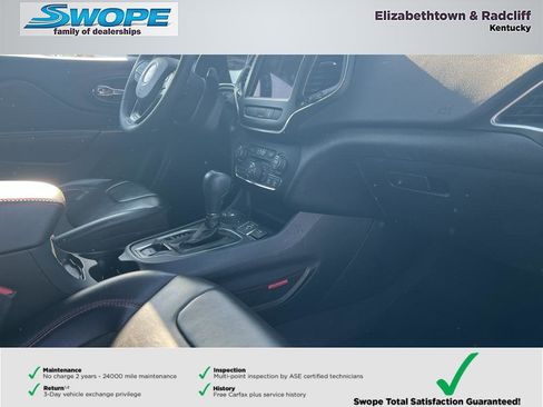 Certified 2022 Jeep Cherokee Trailhawk w/ Technology Group B AWD/4WD image 7