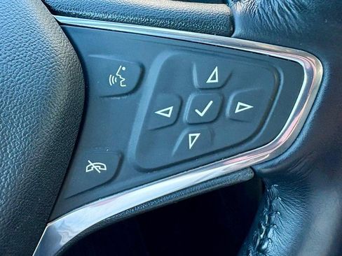 Used 2019 Chevrolet Equinox LT image 21