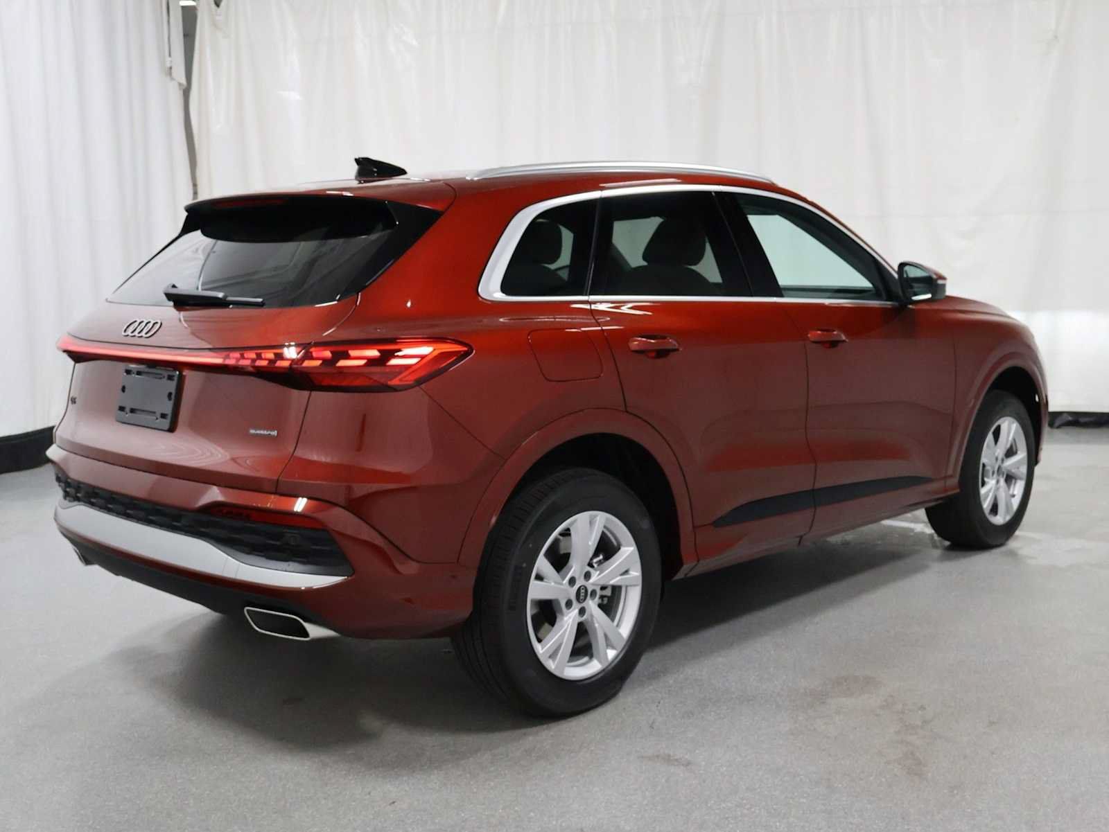 New 2026 Audi Q5 Premium AWD/4WD image 9