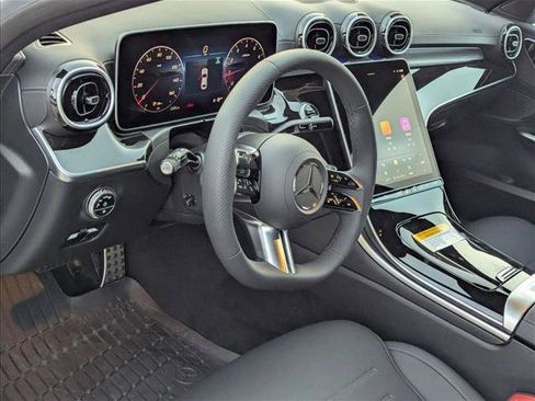 Used 2025 Mercedes-Benz C 300 C 300 image 3