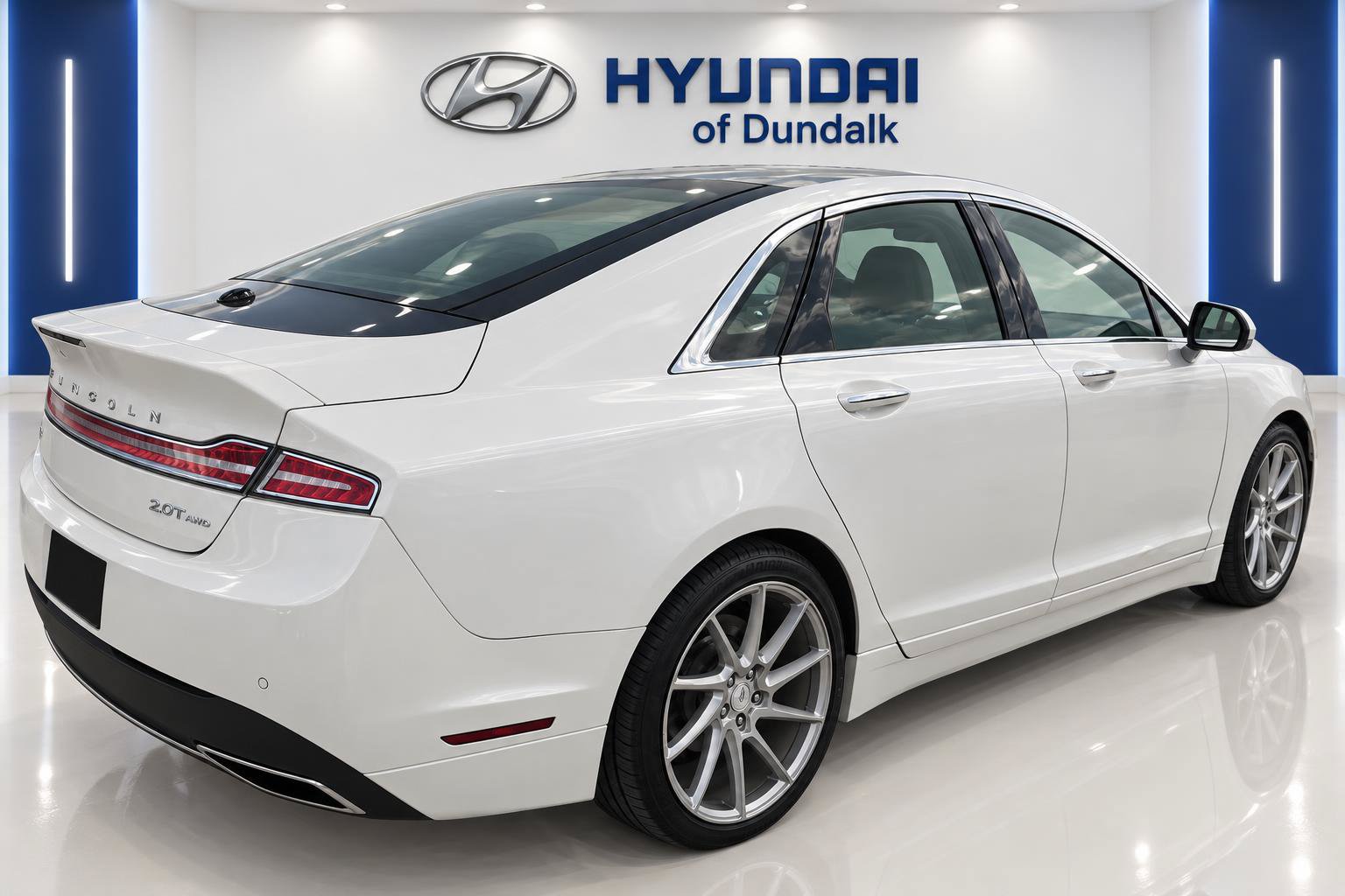 Used 2017 Lincoln MKZ Reserve AWD/4WD image 4