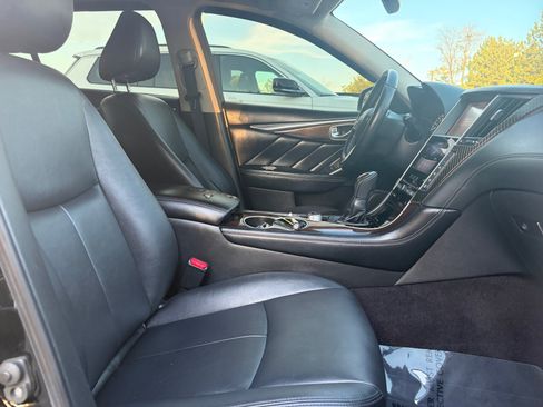 Used 2018 INFINITI Q50 Luxe w/ Essential Package (3.0T Luxe) AWD/4WD image 31