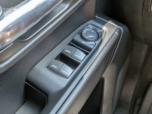 Used 2023 Chevrolet Silverado 1500 Custom AWD/4WD image 20