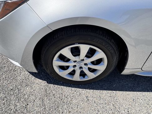 Used 2023 Toyota Corolla LE image 52